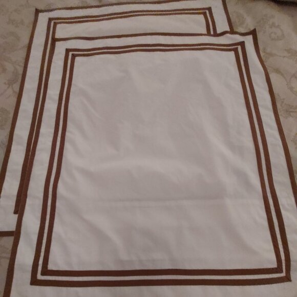 MATOUK MERIDIAN STD SHAMS IVORY100% COTTON PERCALE 350TC BRONZE BANDING 26 x 31 - Picture 1 of 5